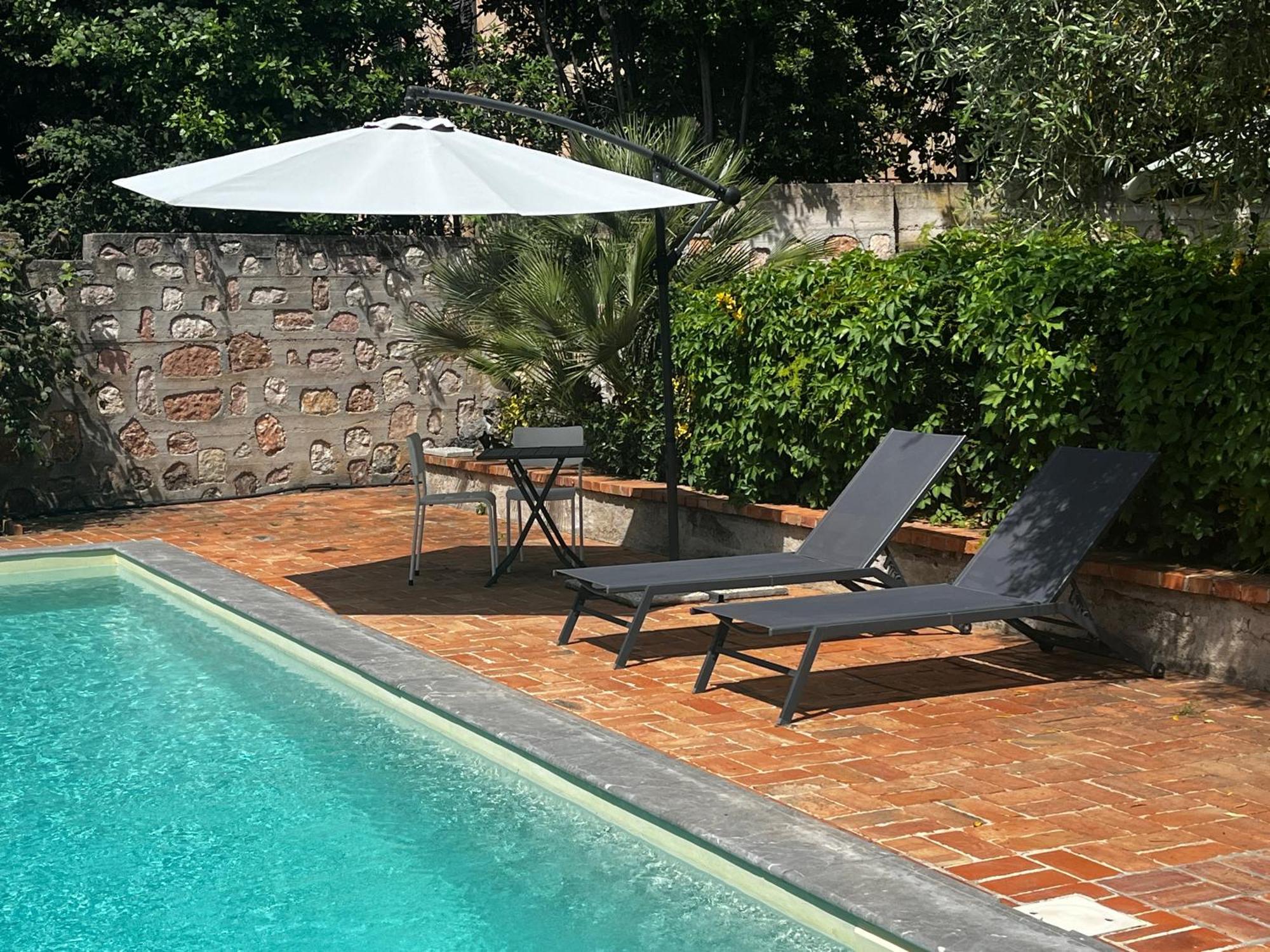 Costanza Villa